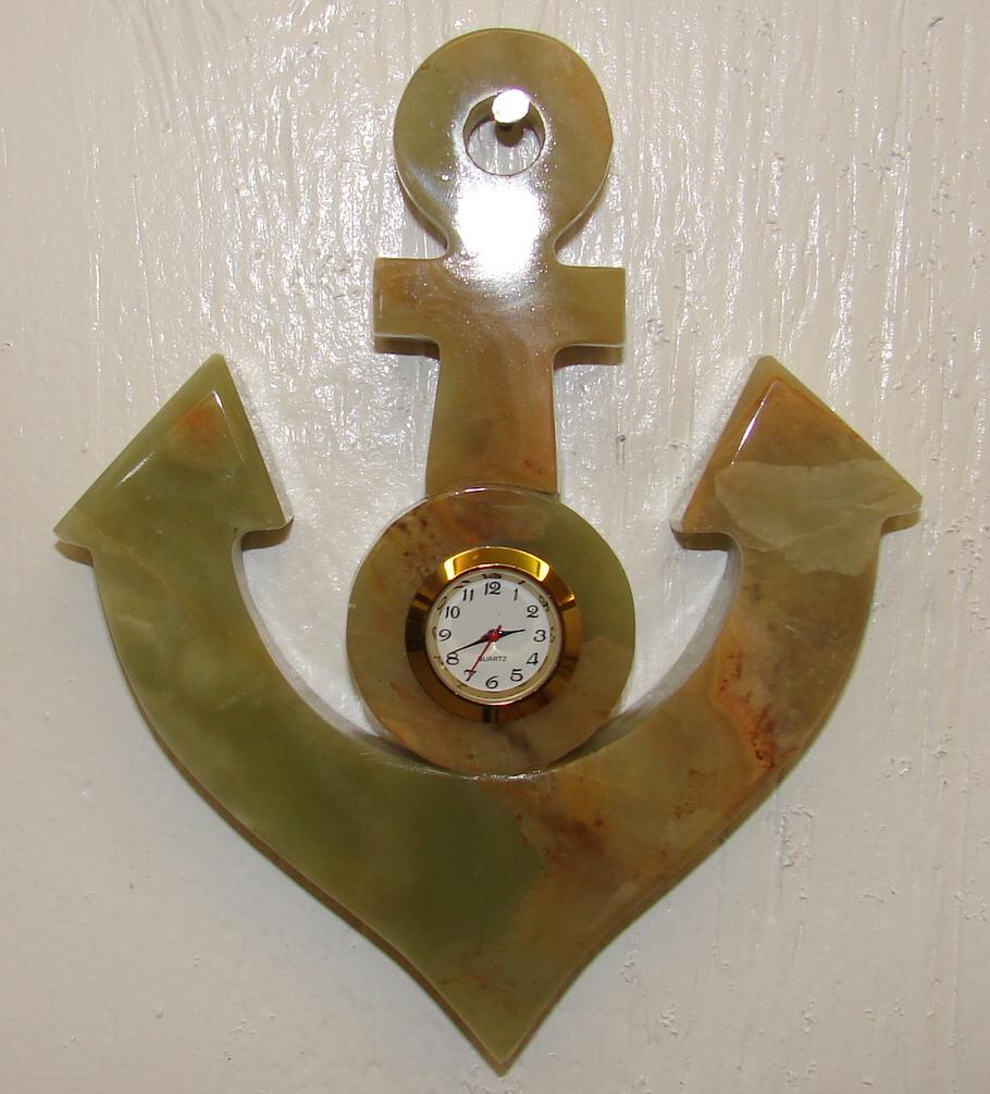 http://www.gemsandjewels.net/6anchorclock-1.jpg (582341 bytes)