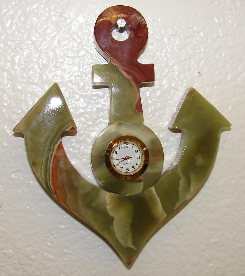 http://www.gemsandjewels.net/6anchorclock-2.jpg (582341 bytes)