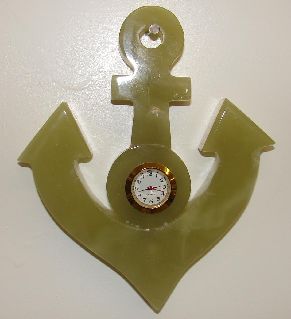 http://www.gemsandjewels.net/6anchorclock-5.jpg (582341 bytes)